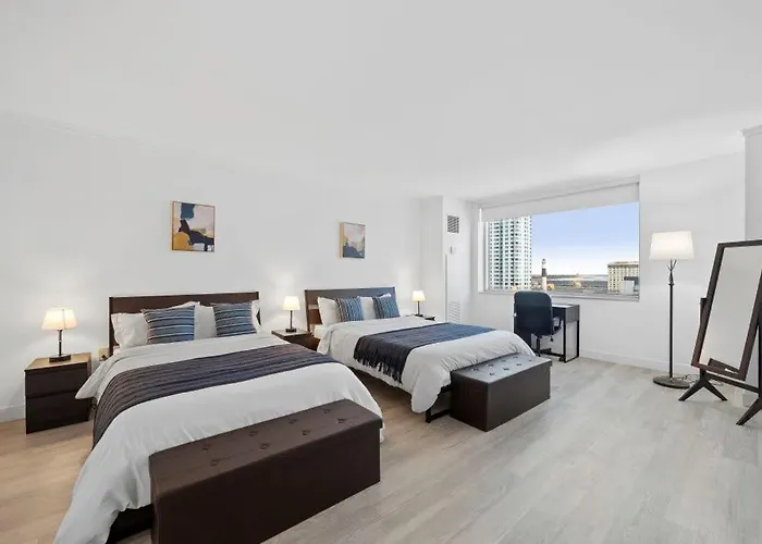Cozysuites Seaside Condo 2Br3Ba Condo Showboat