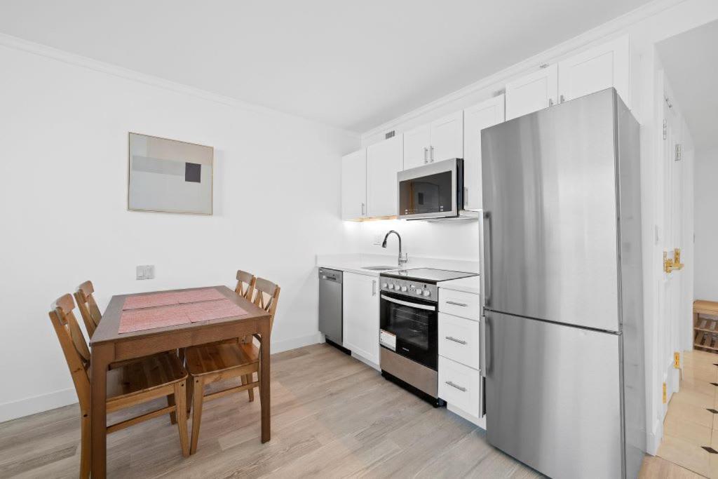 Apartment Cozysuites Seaside 2br3ba Showboat