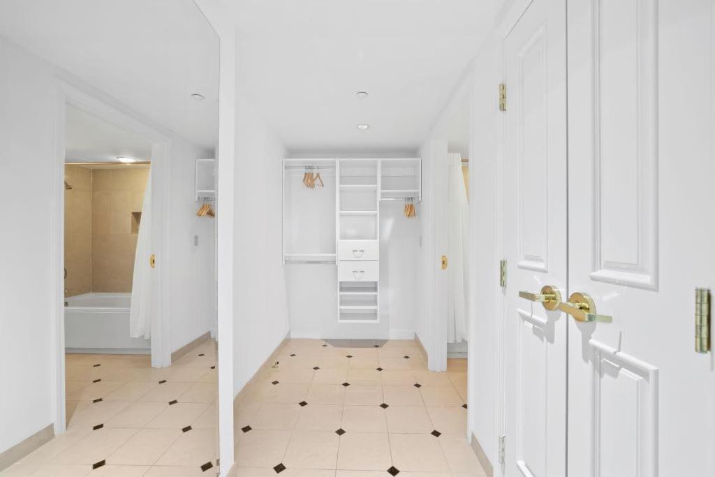 Apartment Cozysuites Seaside 2br3ba Showboat